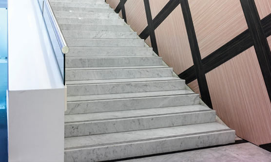 Stabile Treppen aus Kunststein 